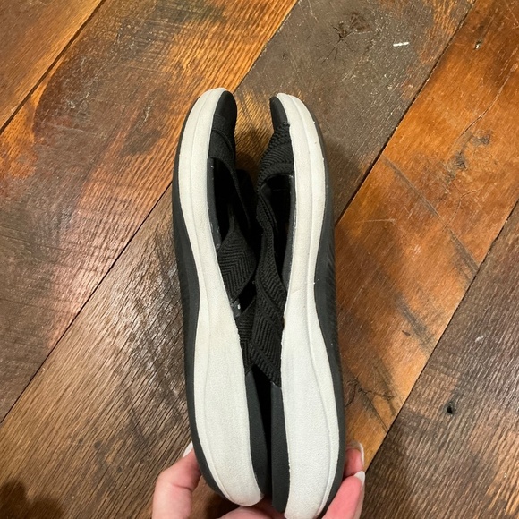 Clarks Cloudsteppers Mira Isle Black and White Comfort Slide Sandals Size 10 - Picture 8 of 8